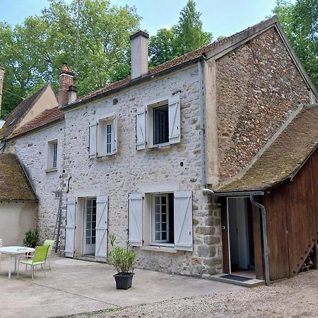 Gite Du Moulin Du Ponceau Apartment Rubelles Exterior photo